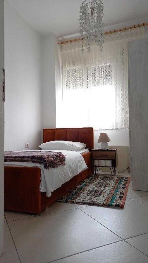 Isabel Rooms Tirana Esterno foto